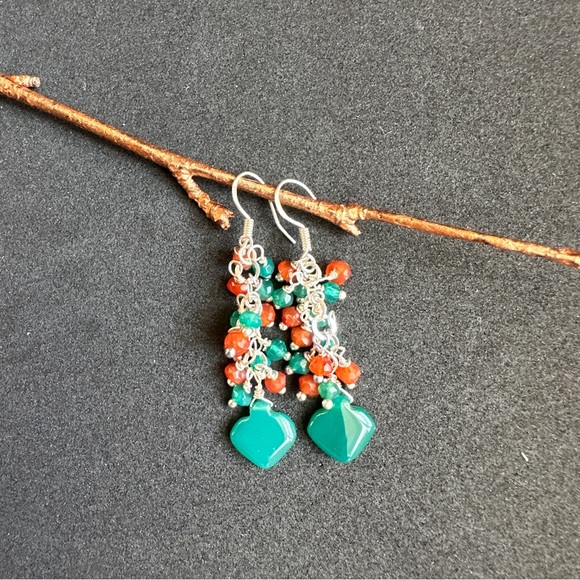 Green Onyx and Carnelian Earrings Cluster Long dangle - Picture 2 of 6